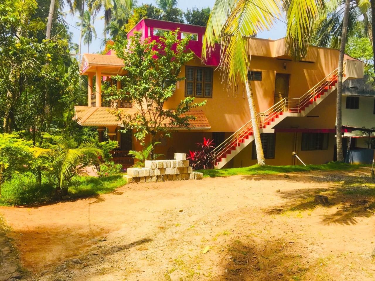 Ganesh House Homestay Thiruvananthapuram Exterior foto